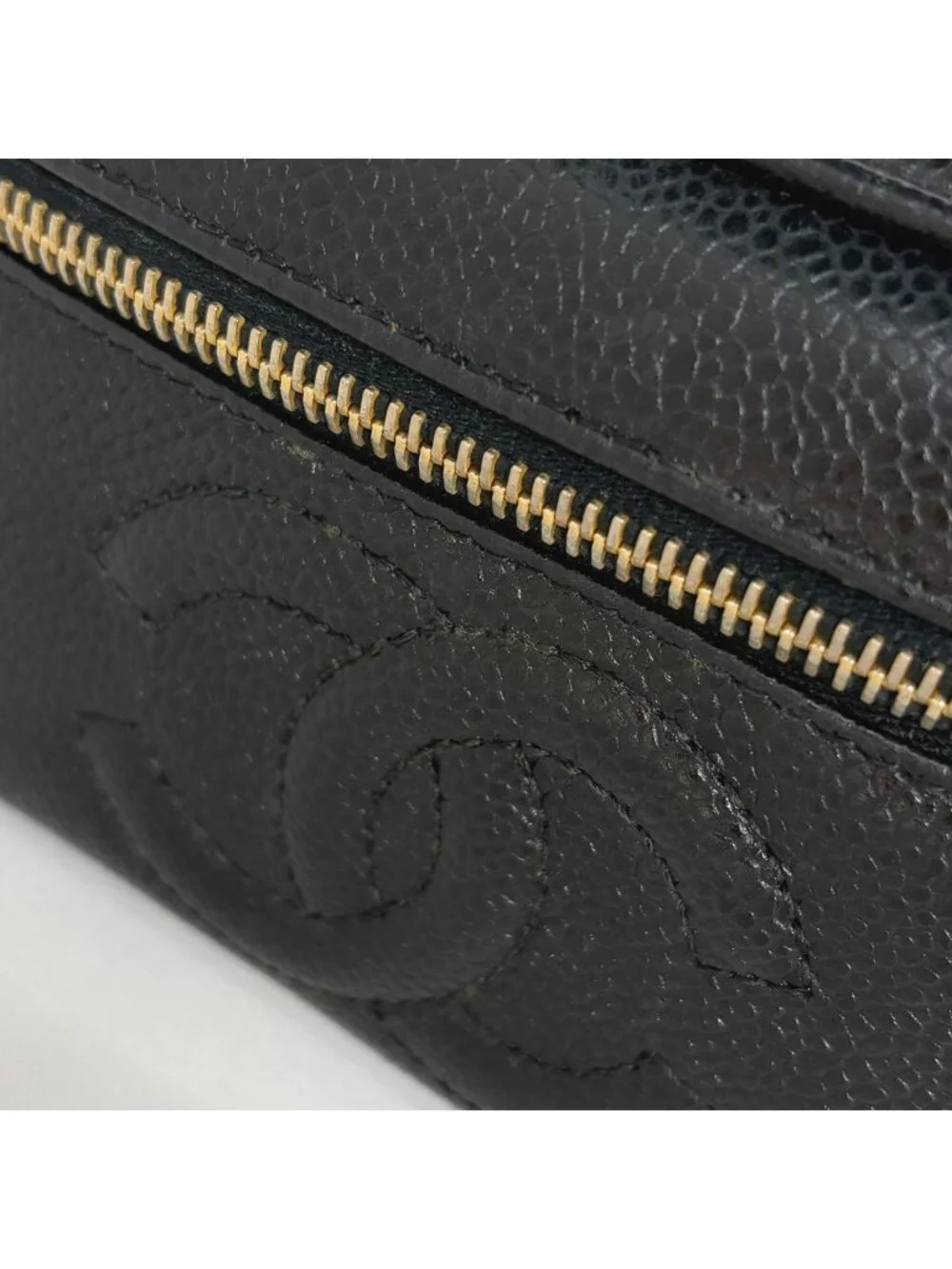 Chanel Makeup Pouch CC Logo Vanity Caviar Leather Black